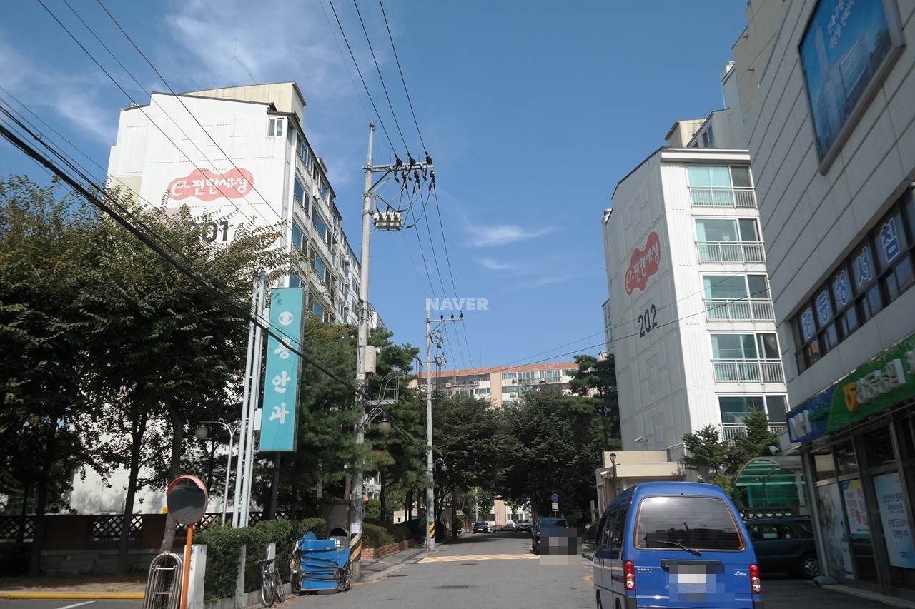 Building entrance with signage