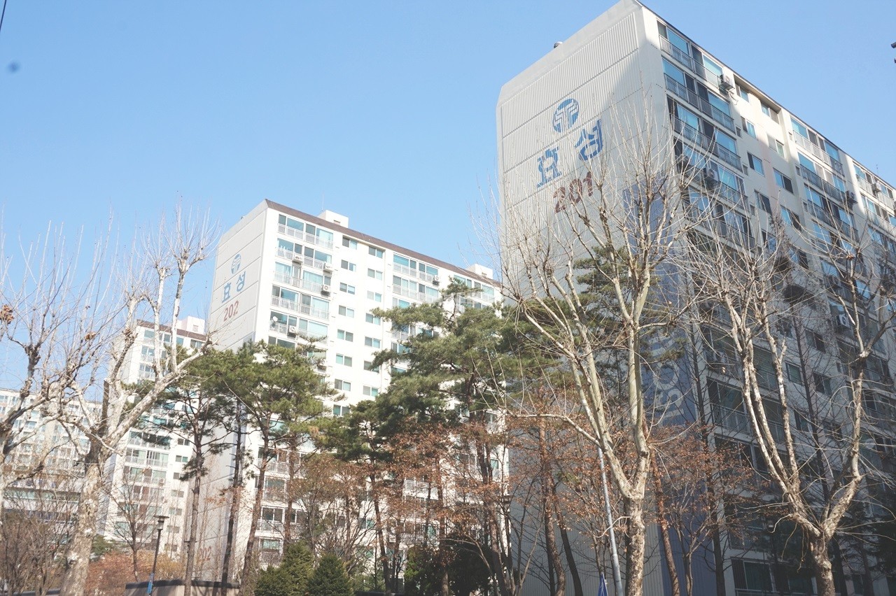 Building entrance with signage