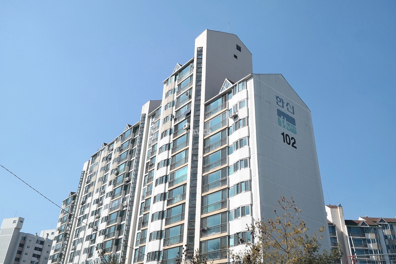 Building entrance with signage