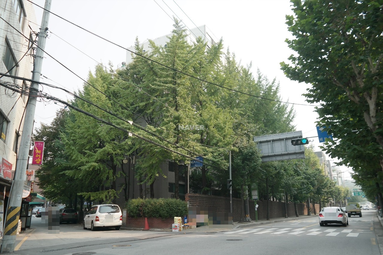 Building entrance with signage