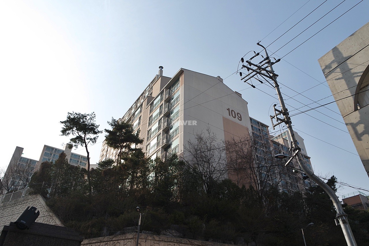 Building entrance with signage