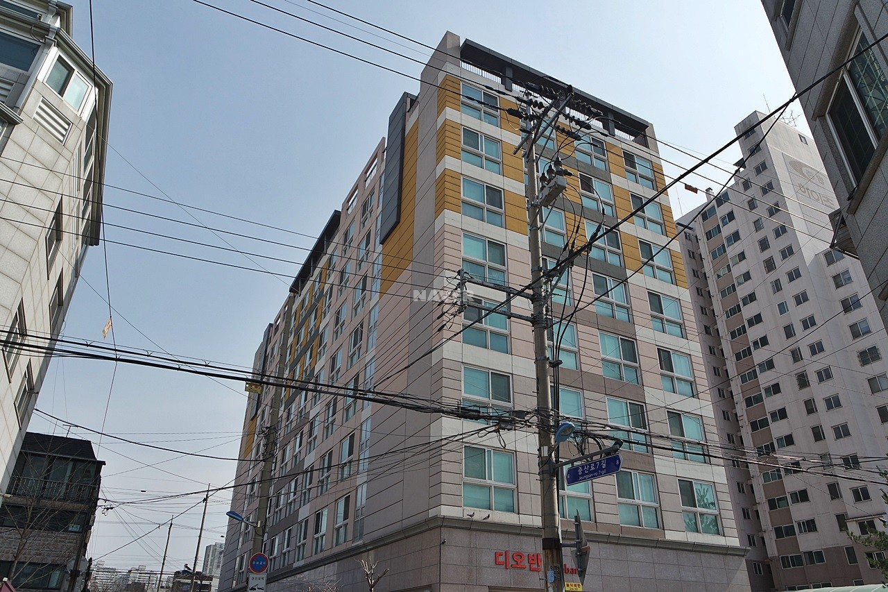 Building entrance with signage