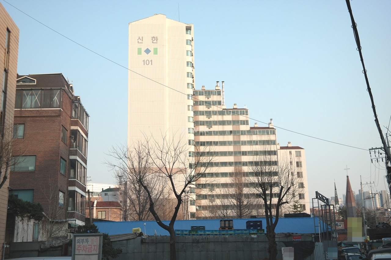 Building entrance with signage