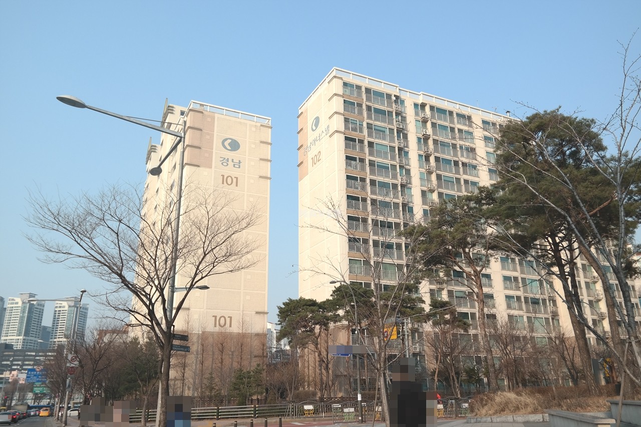 Building entrance with signage