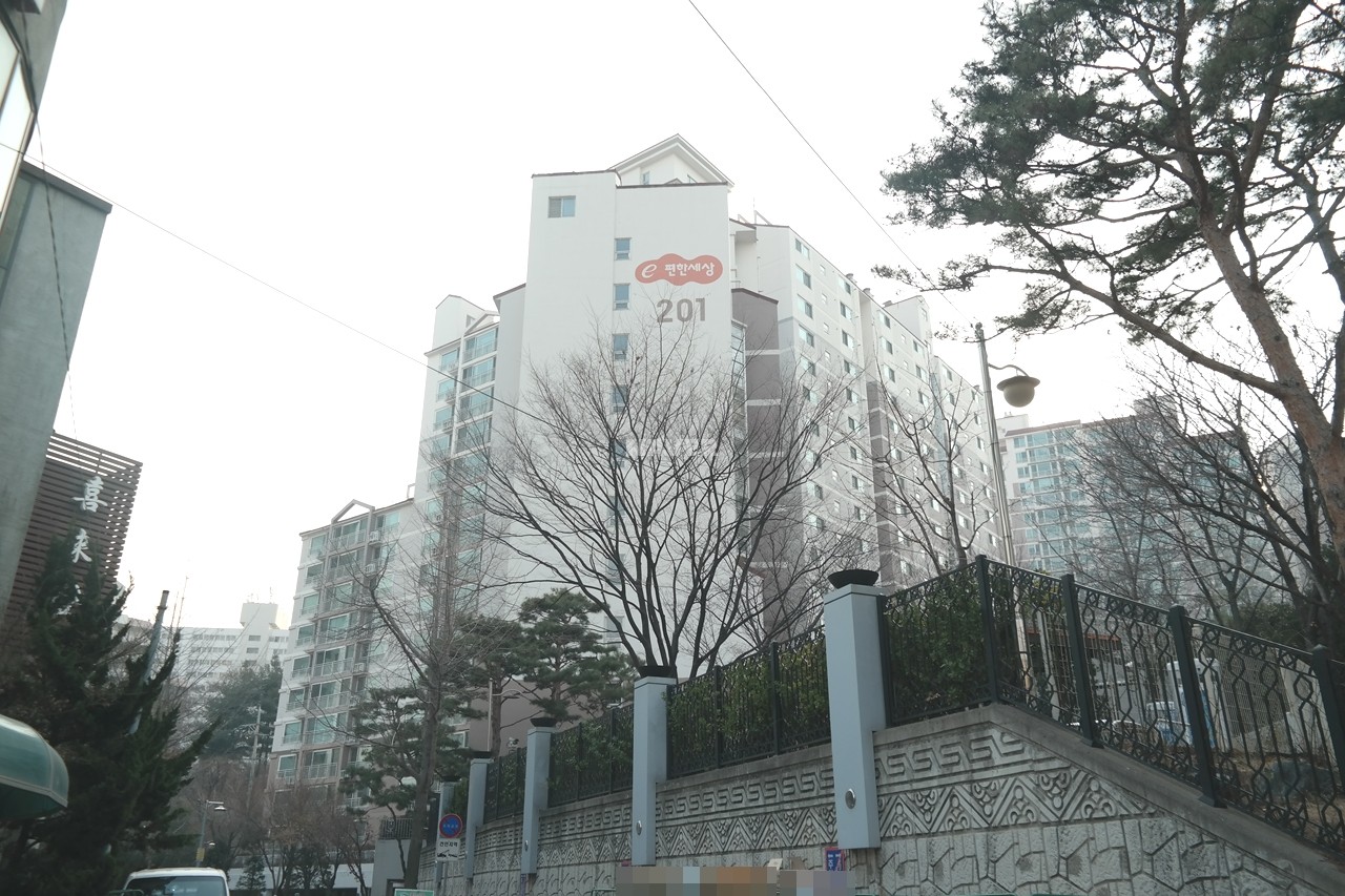 Building entrance with signage