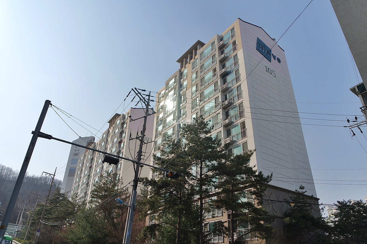 Building entrance with signage