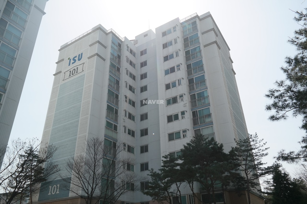Building entrance with signage