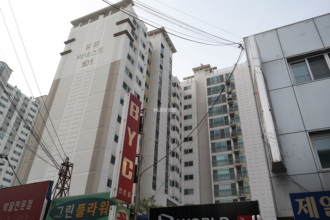 Building entrance with signage