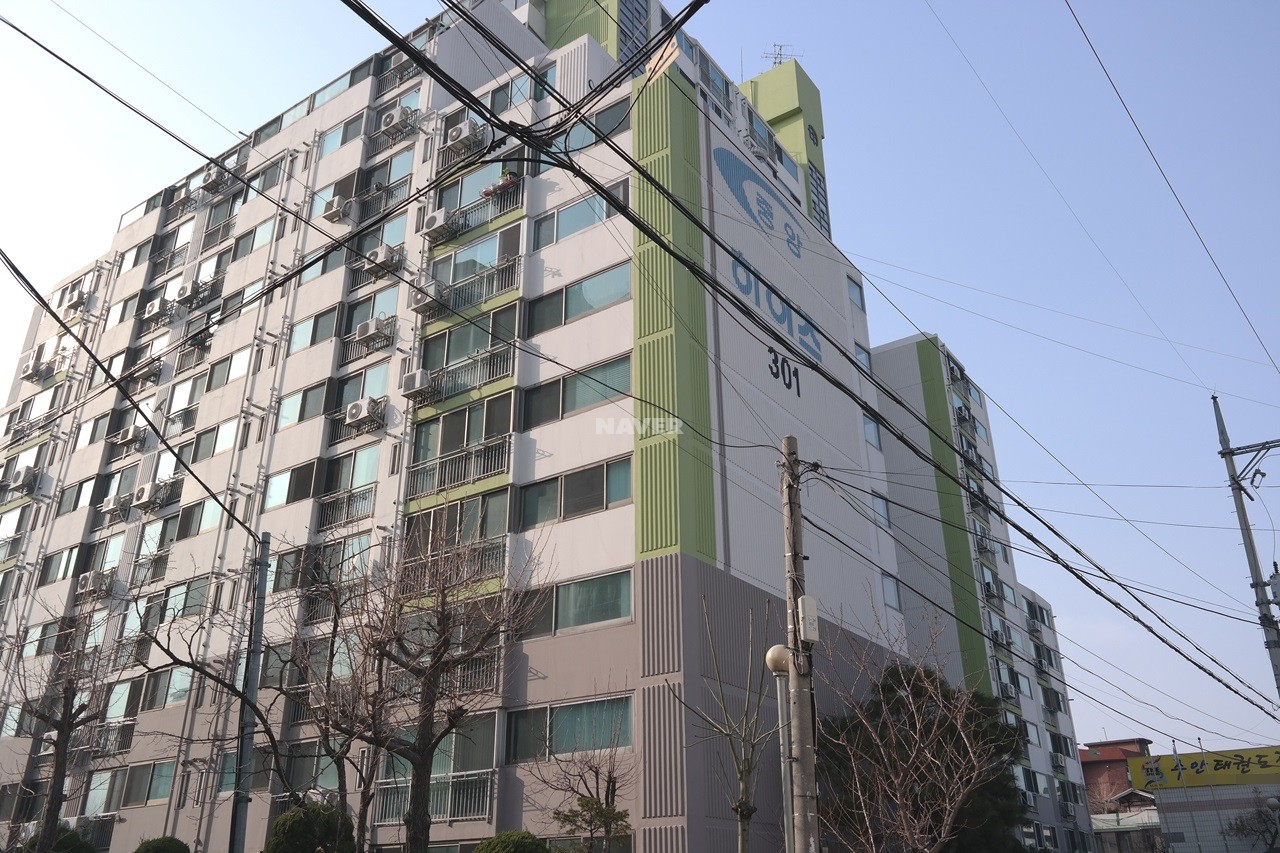 Building entrance with signage