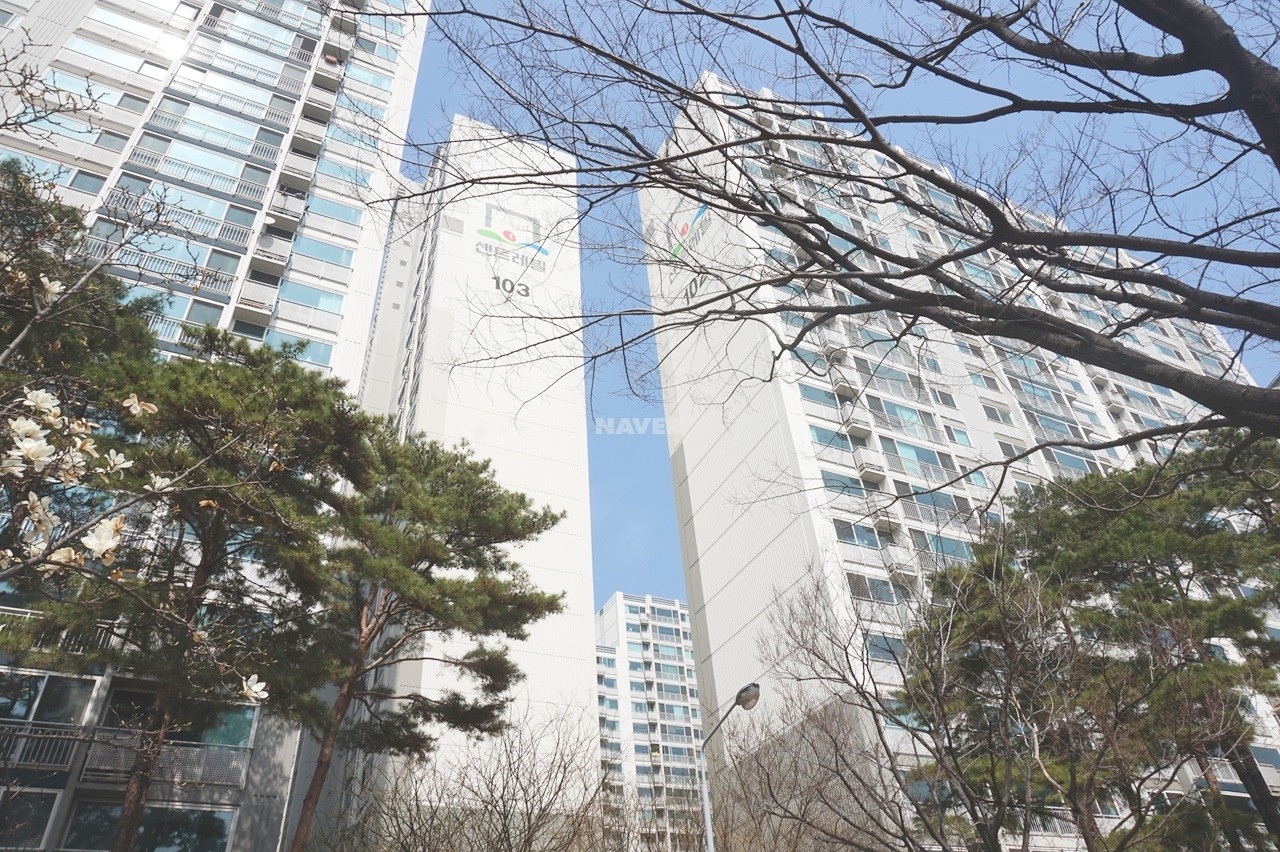 Building entrance with signage