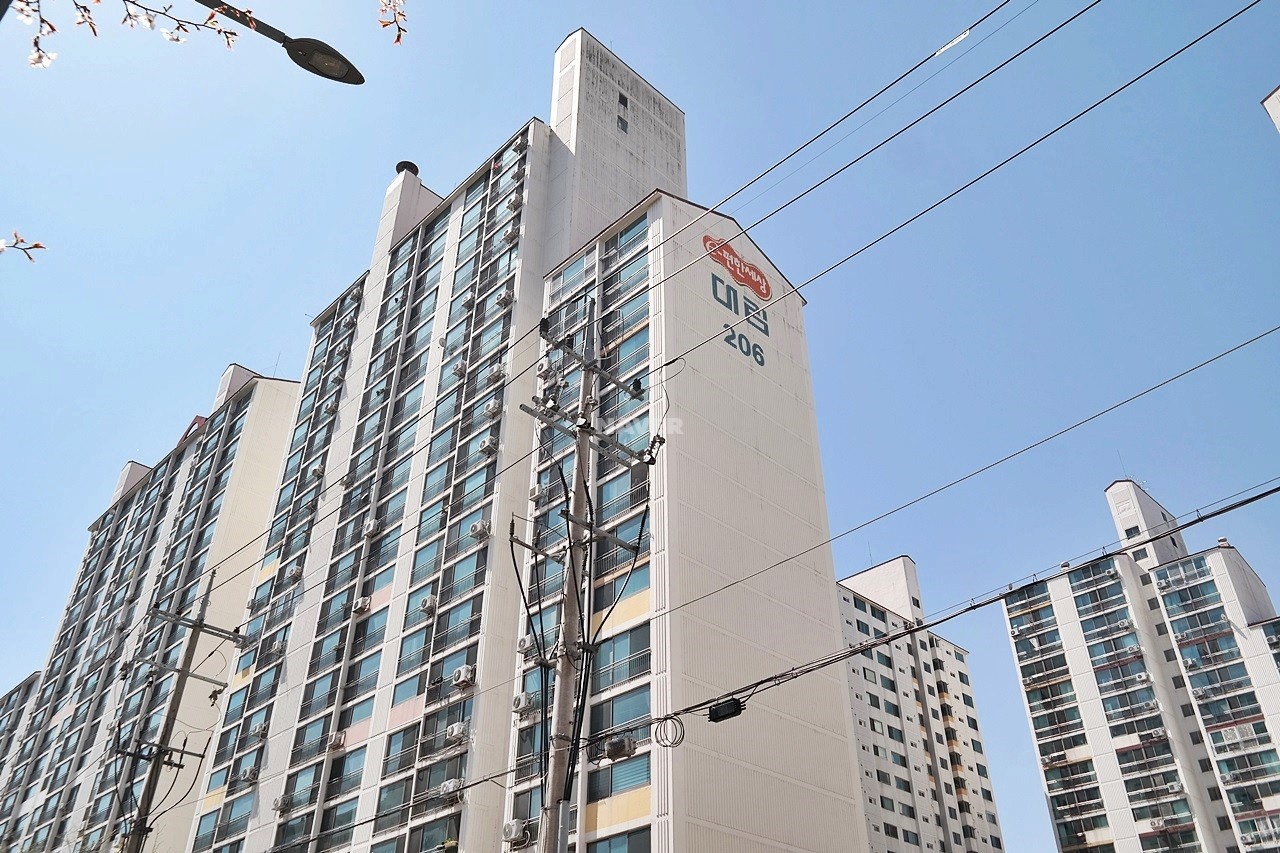 Building entrance with signage