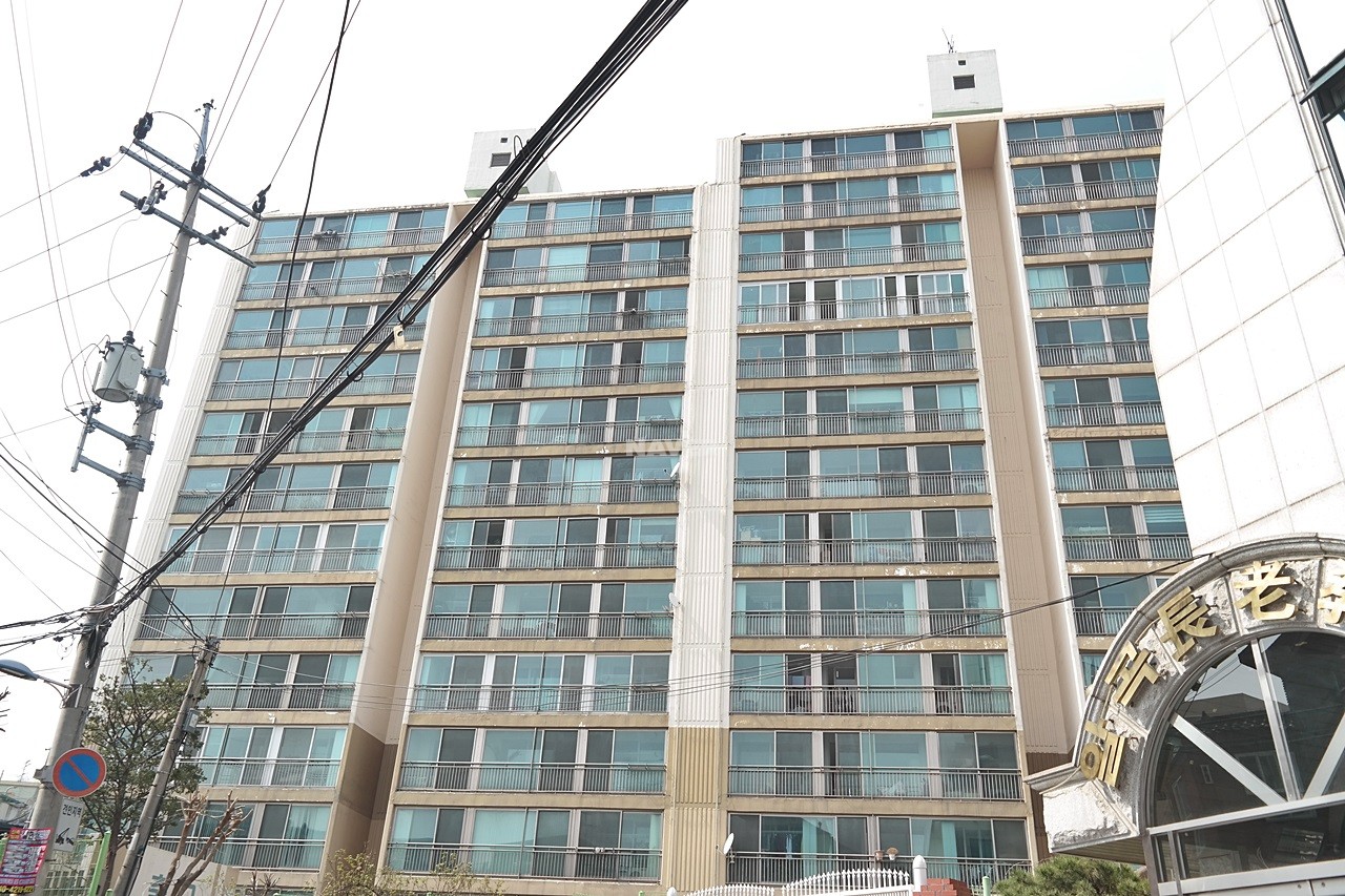Building entrance with signage