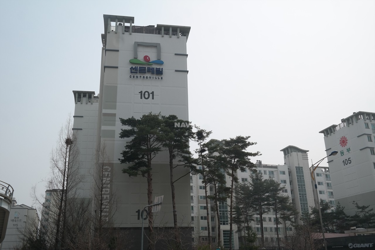 Building entrance with signage