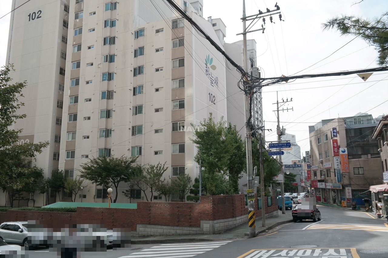 Building entrance with signage