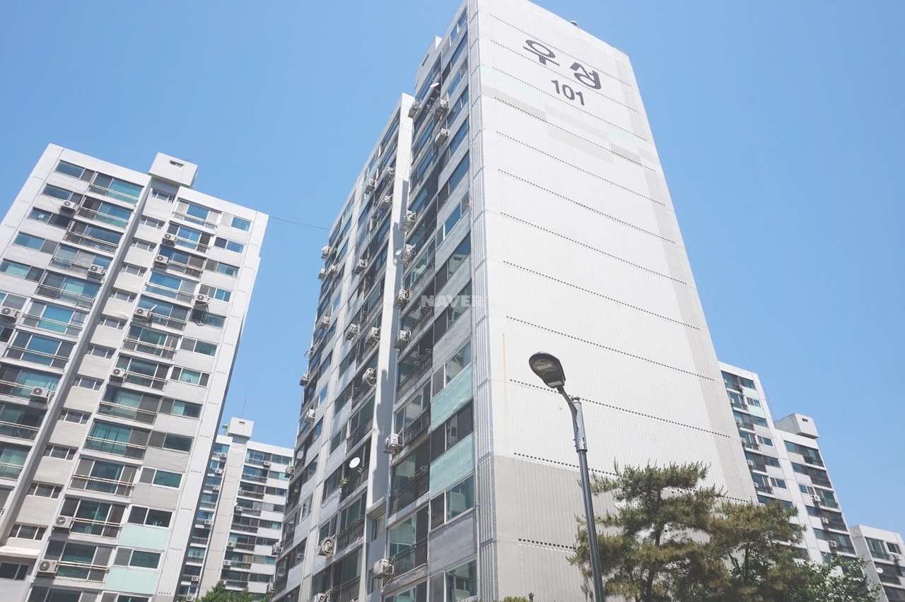 Building entrance with signage