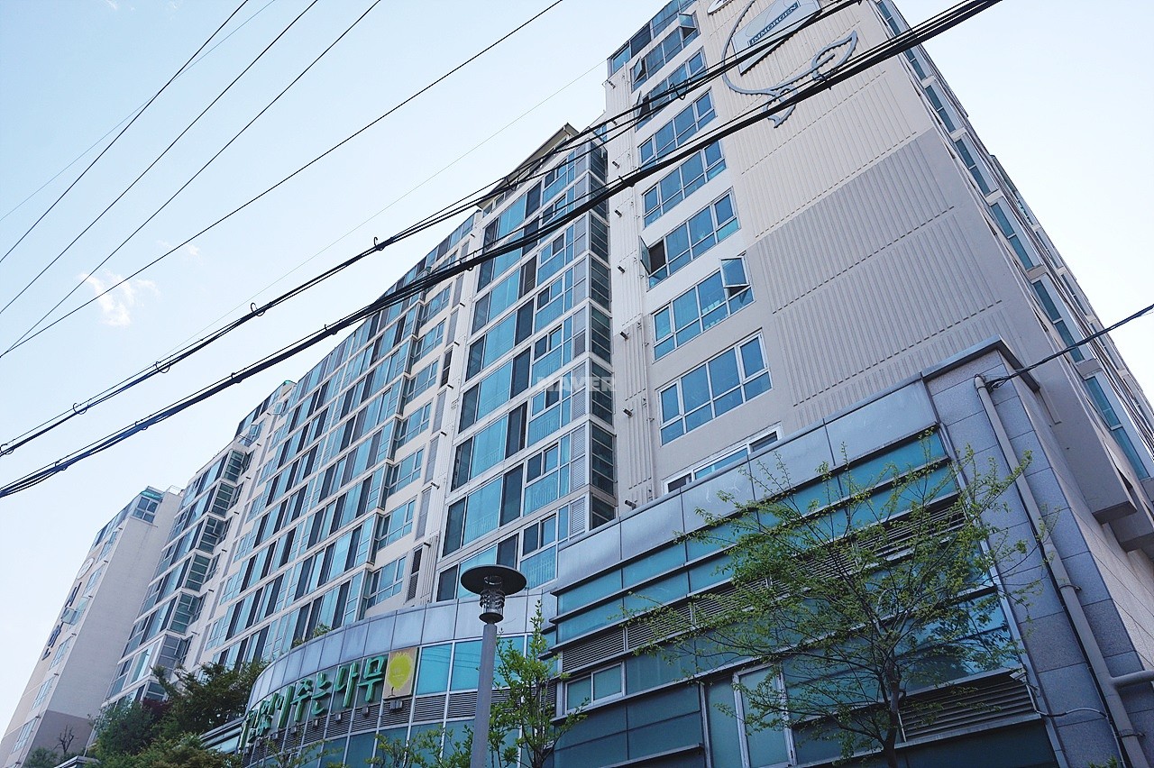 Building entrance with signage