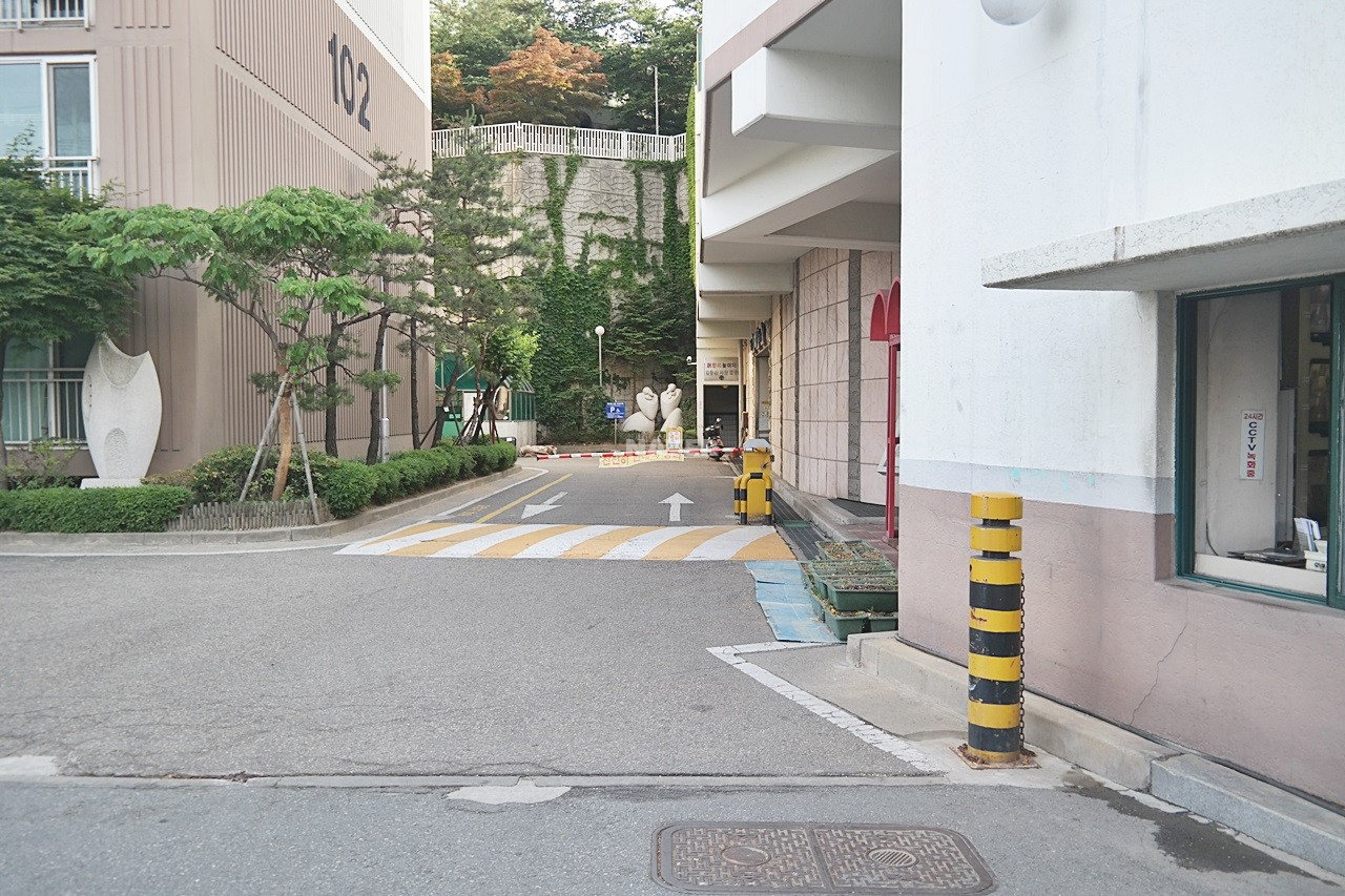 Building entrance with signage