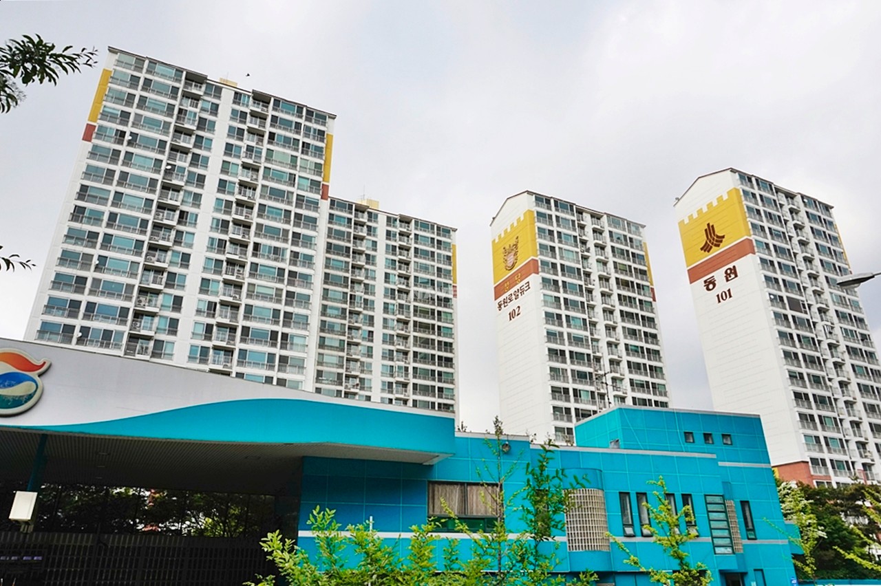 Building entrance with signage