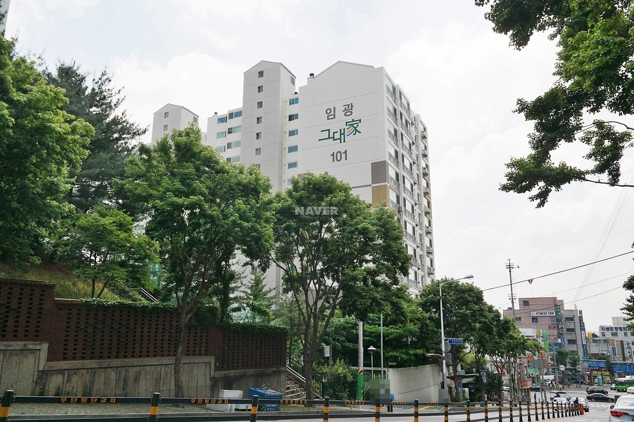 Building entrance with signage