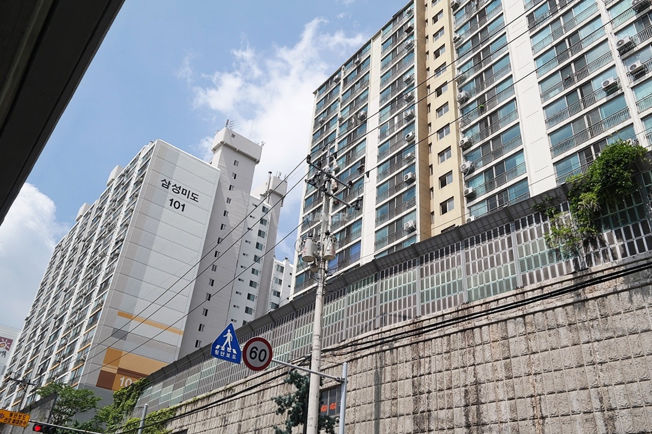 Building entrance with signage