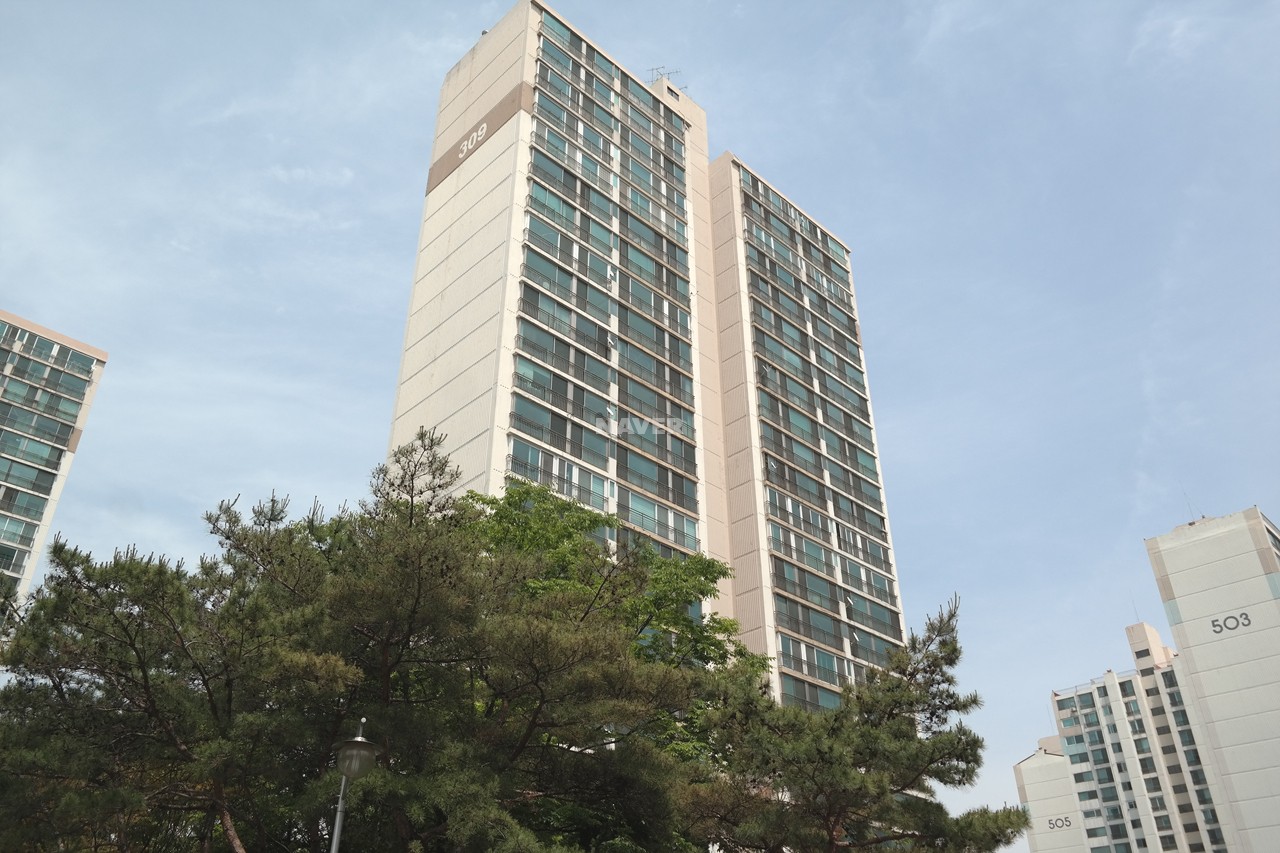 Building entrance with signage