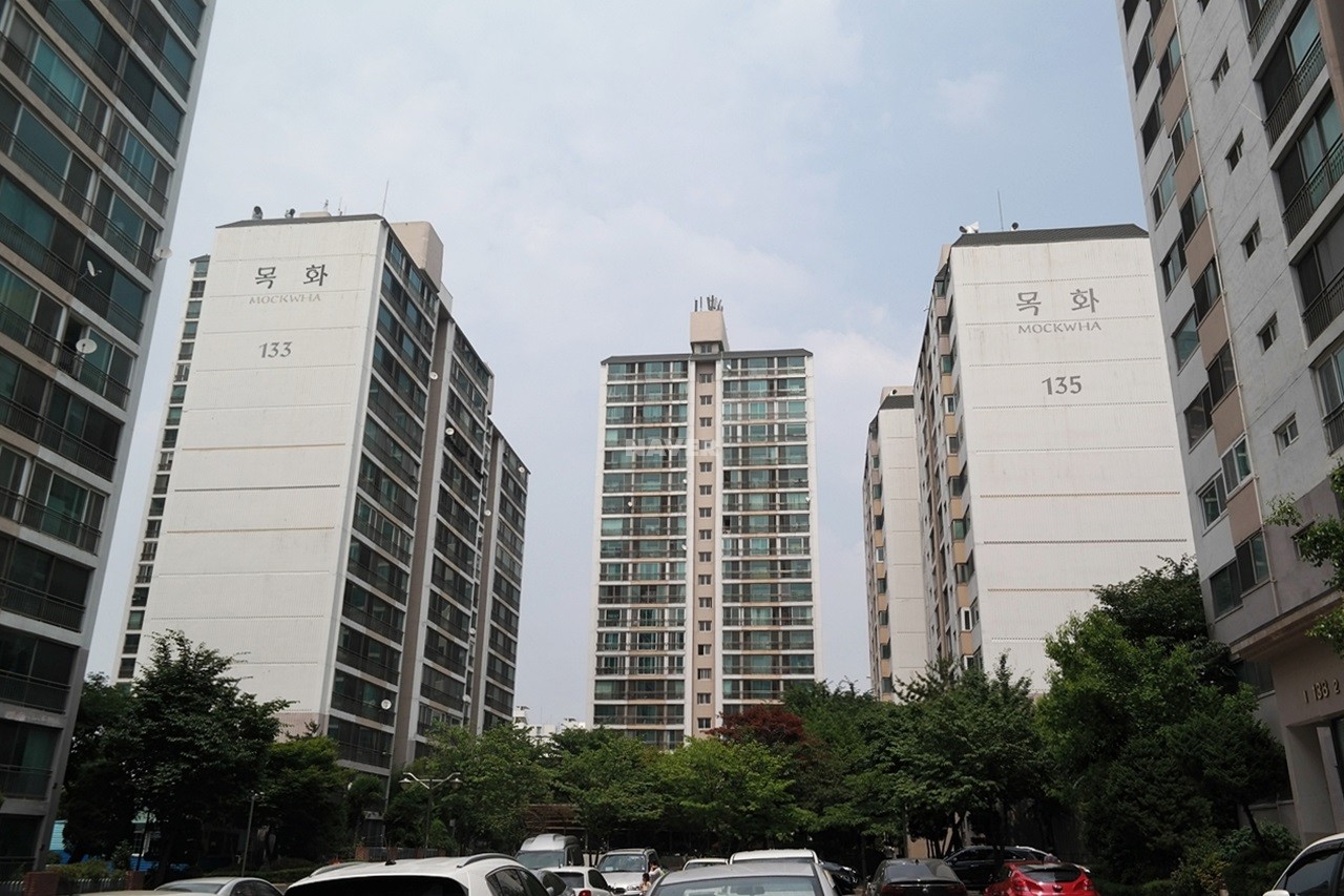 Building entrance with signage