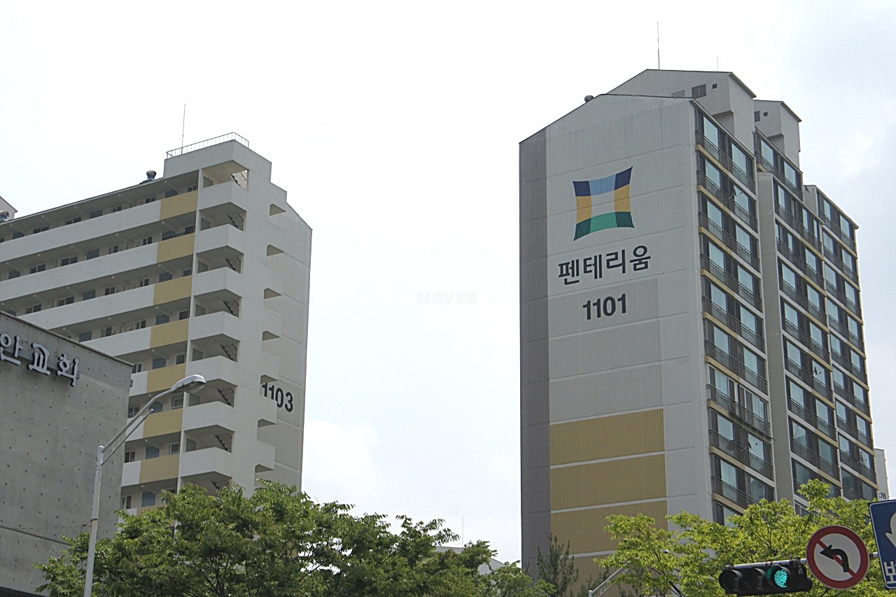 Building entrance with signage