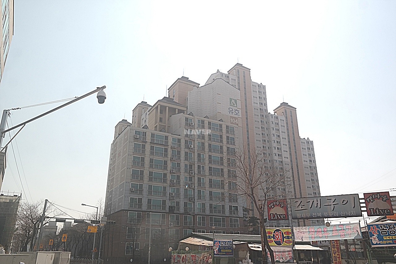 Building entrance with signage