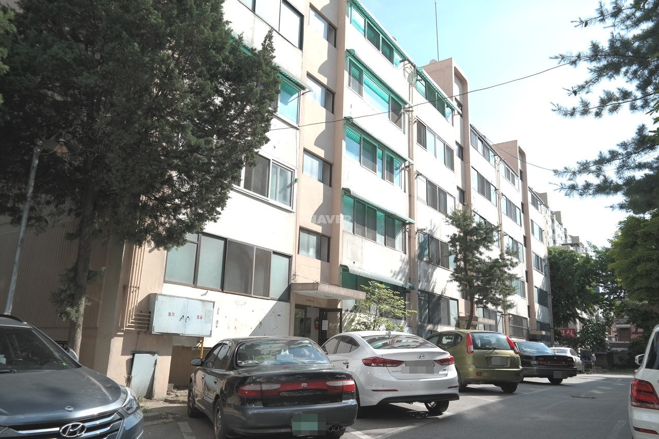 Building entrance with signage