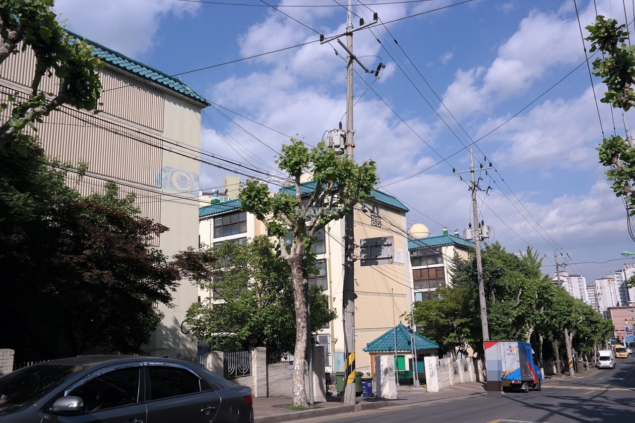 Building entrance with signage