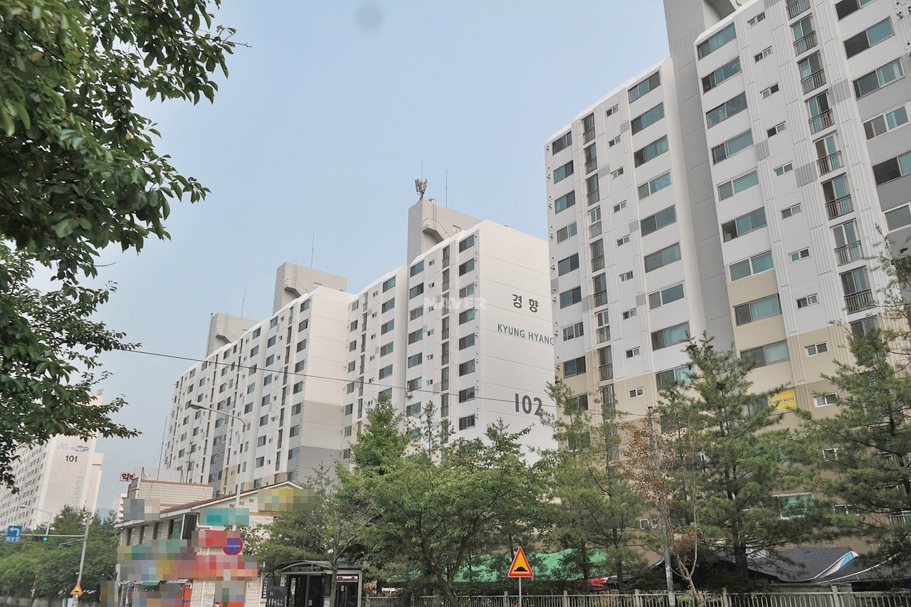 Building entrance with signage