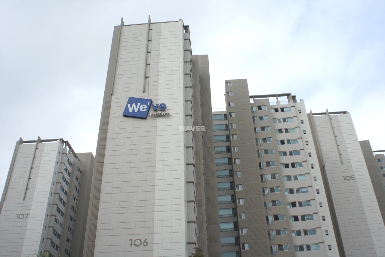 Building entrance with signage