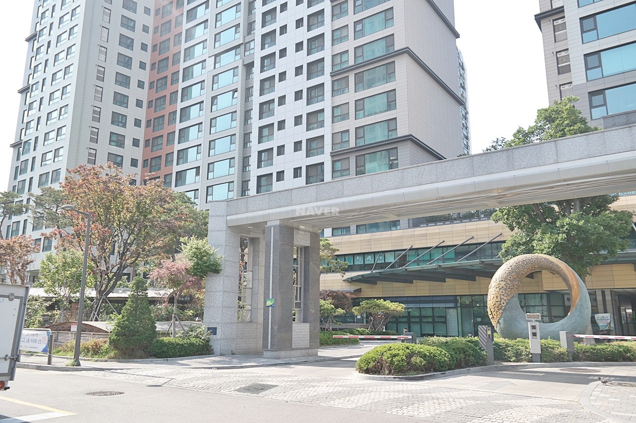 Building entrance with signage