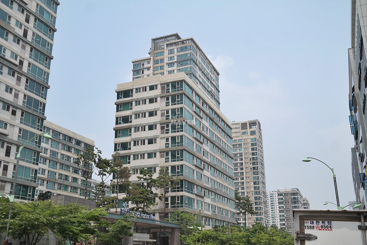 Building entrance with signage