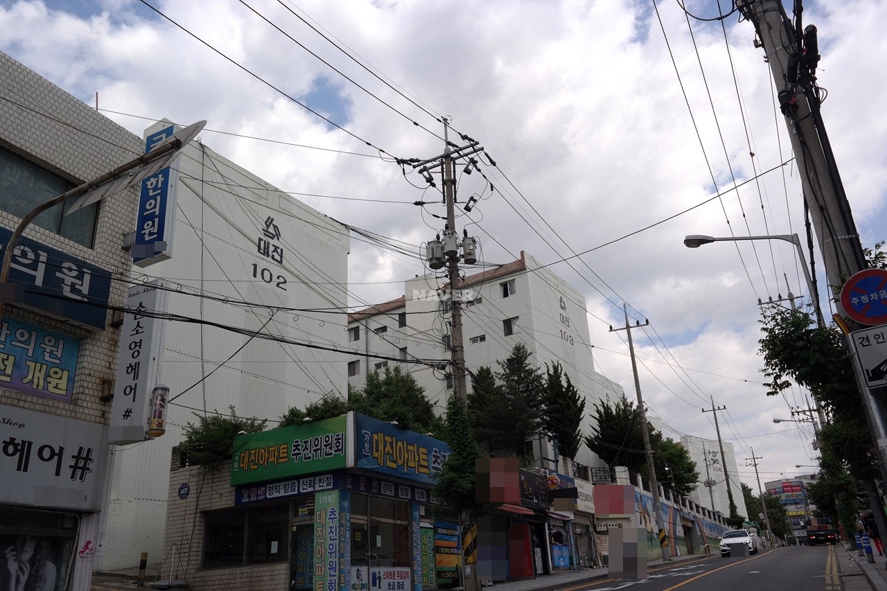 Building entrance with signage