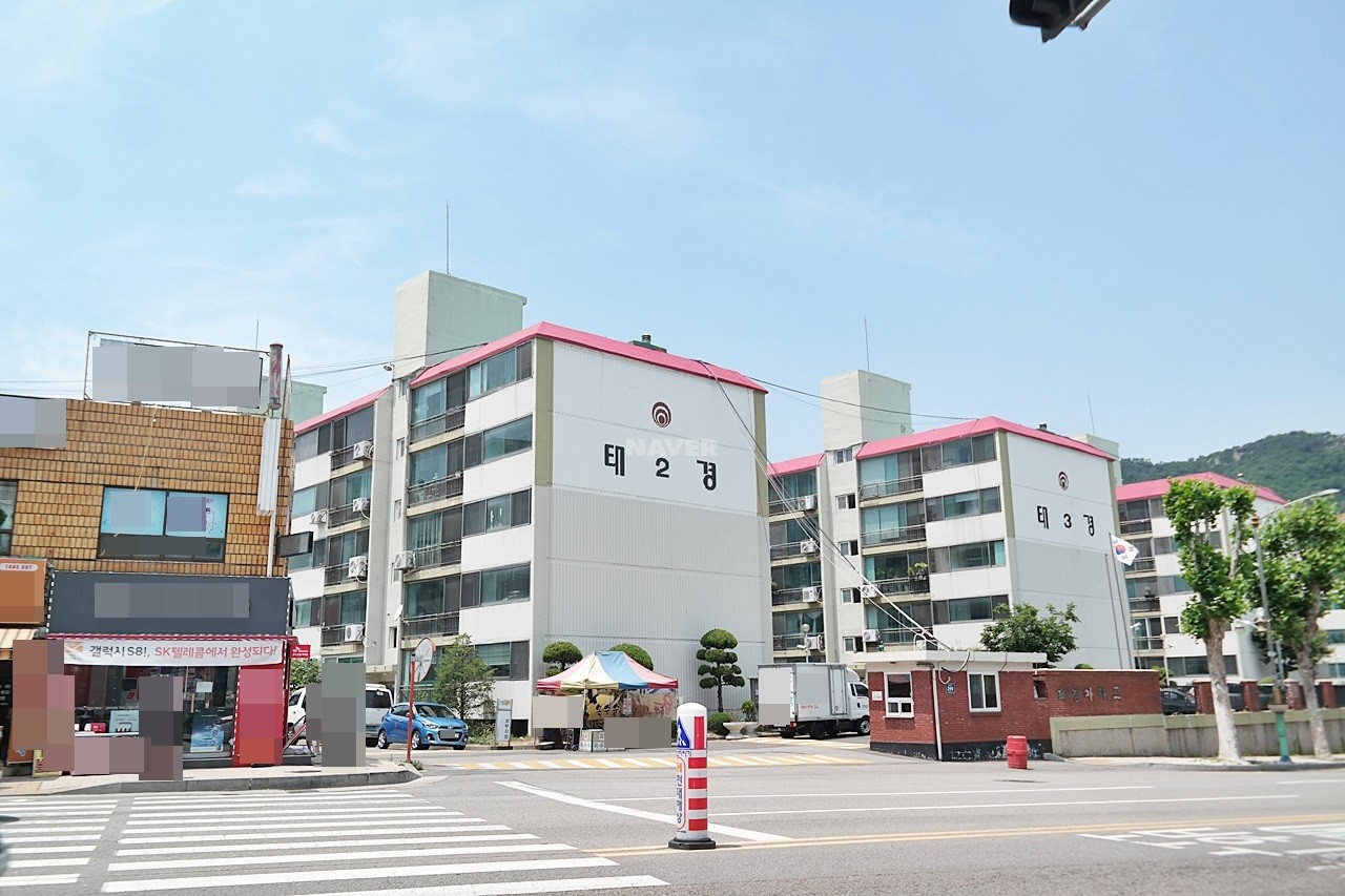 Building entrance with signage