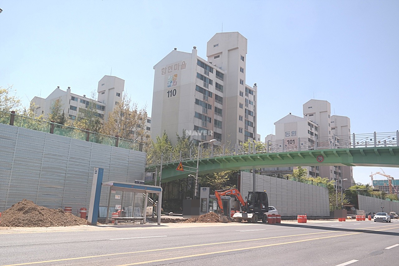 Building entrance with signage