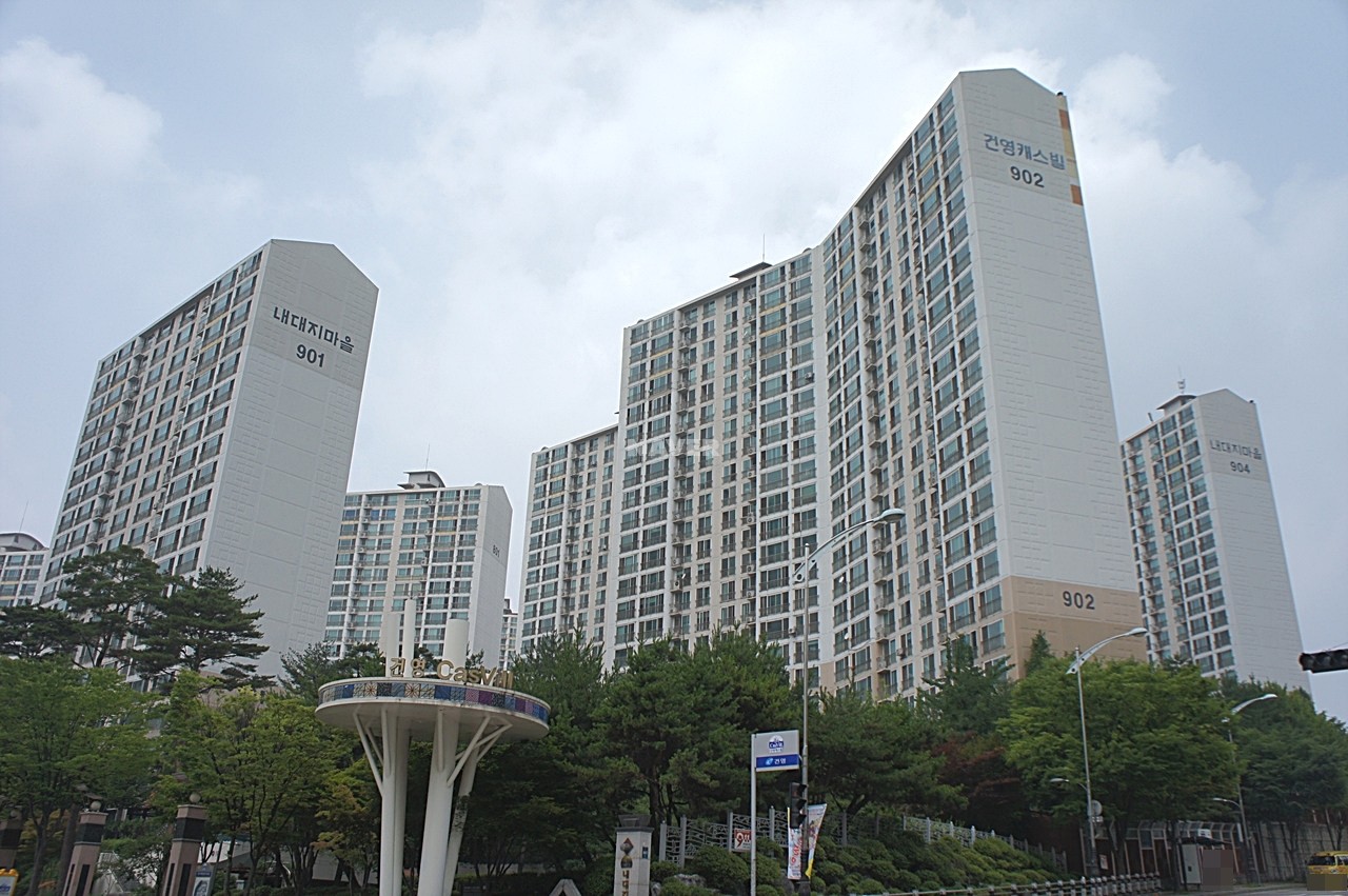 Building entrance with signage