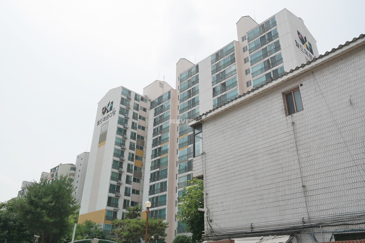 Building entrance with signage