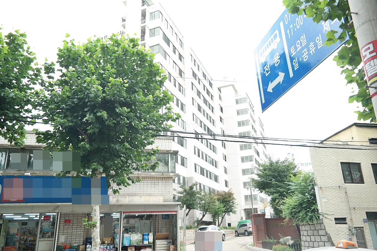 Building entrance with signage