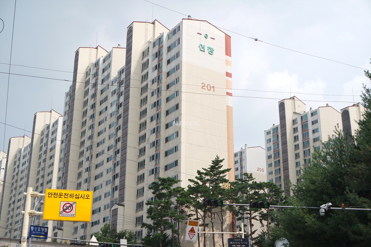 Building entrance with signage
