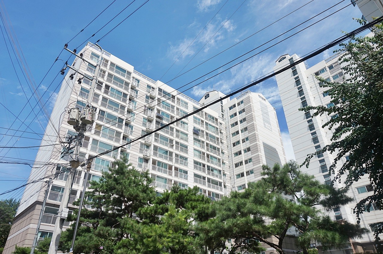 Building entrance with signage