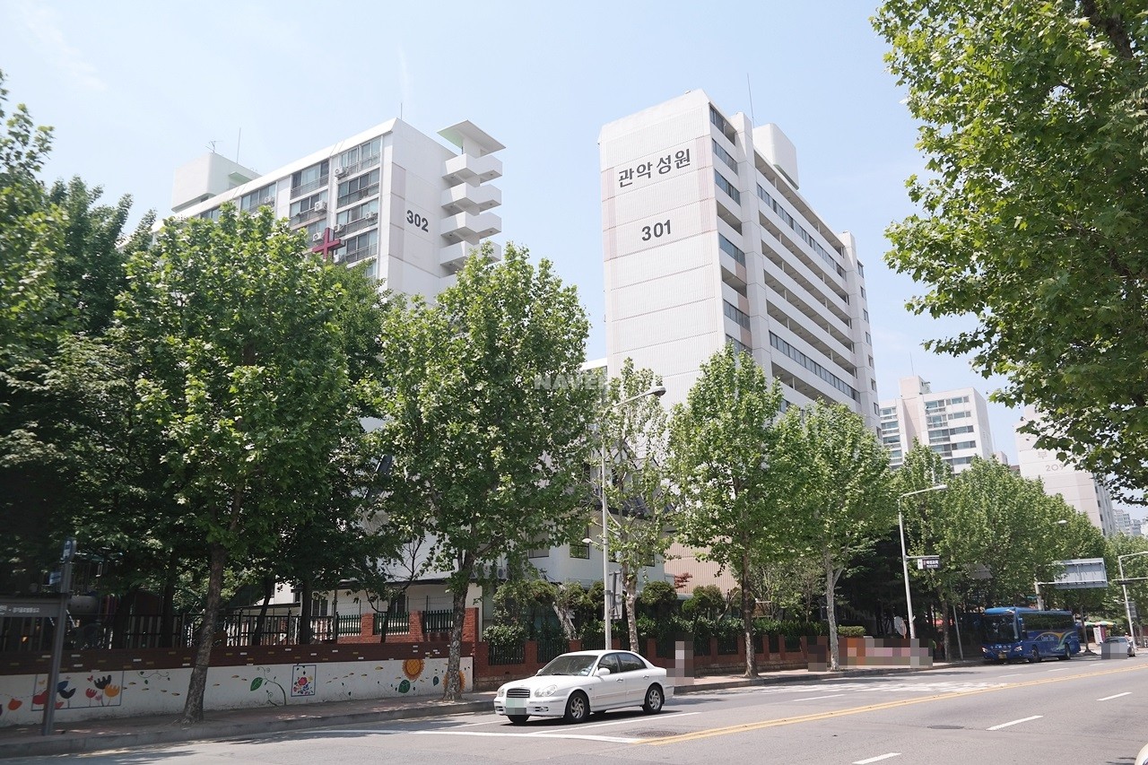 Building entrance with signage