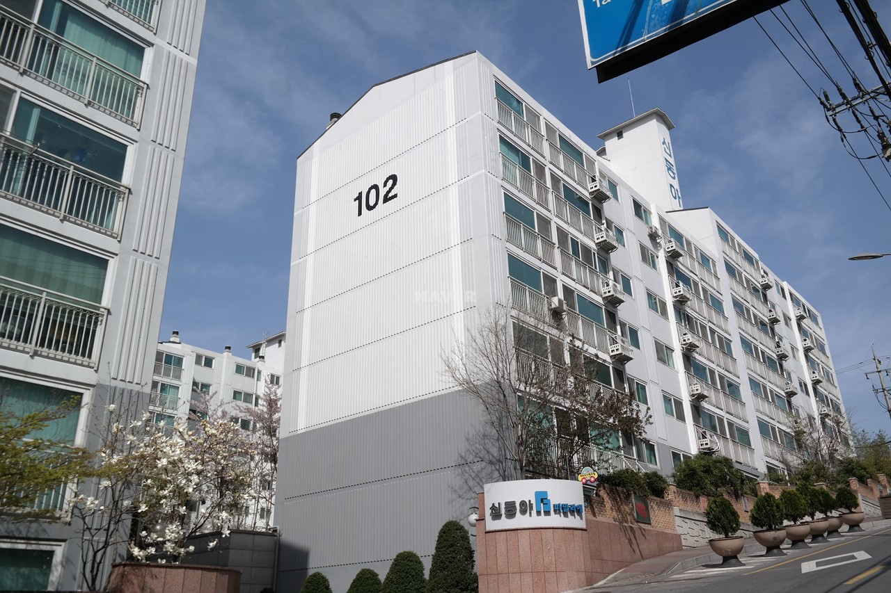 Building entrance with signage