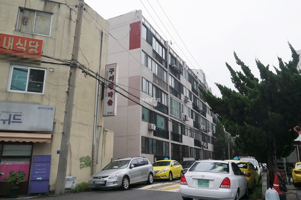 Building entrance with signage
