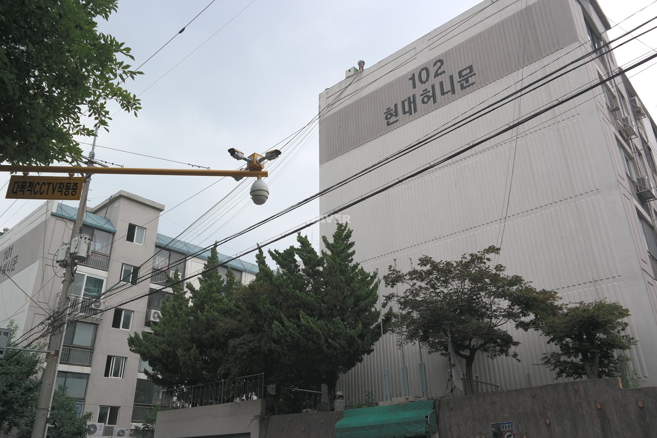 Building entrance with signage