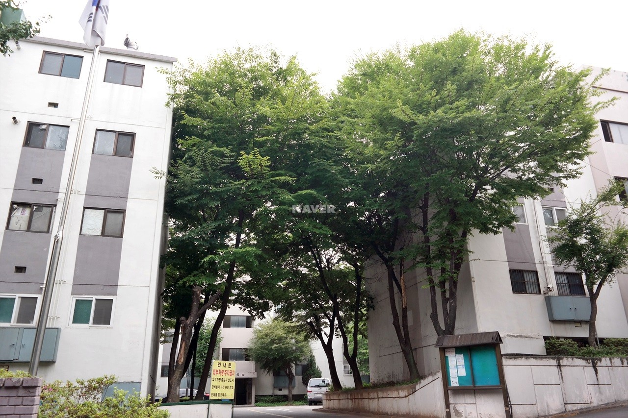 Building entrance with signage