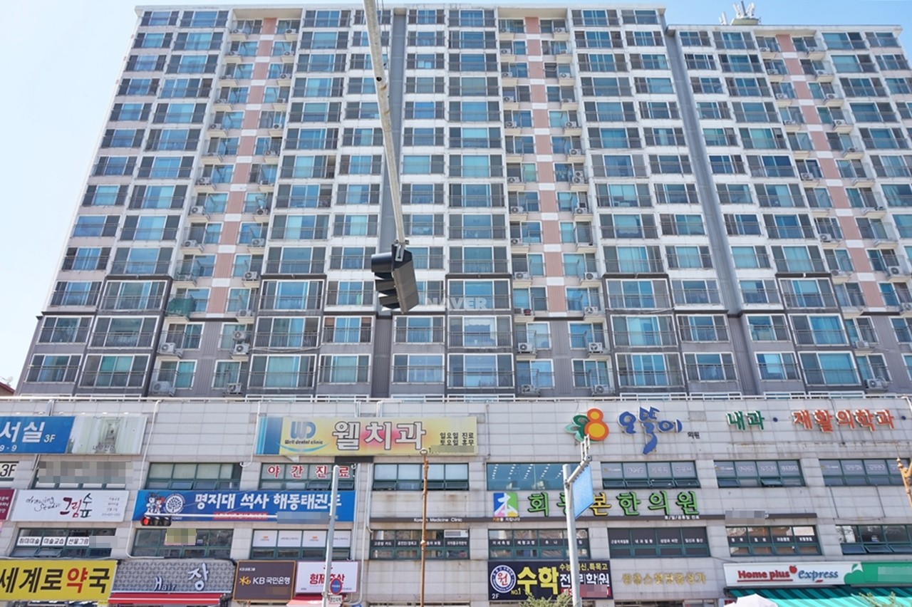Building entrance with signage
