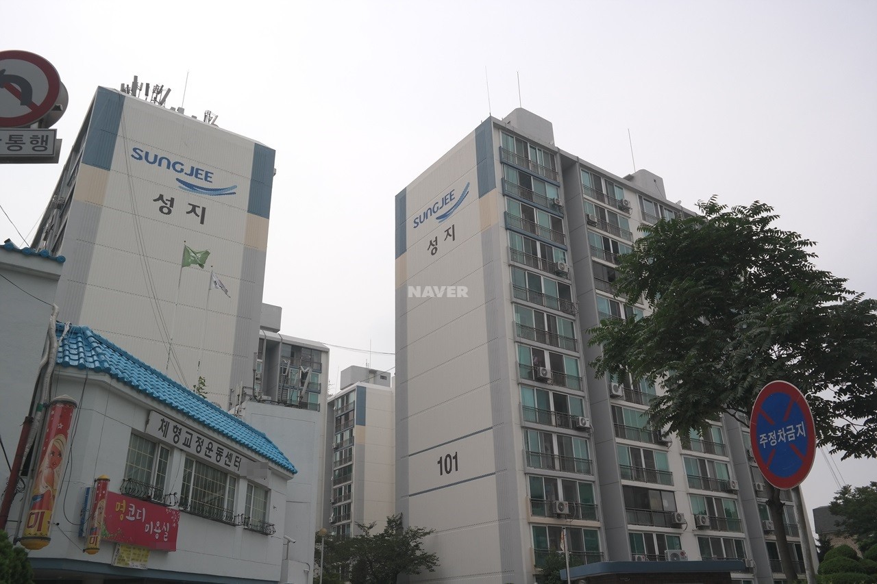 Building entrance with signage