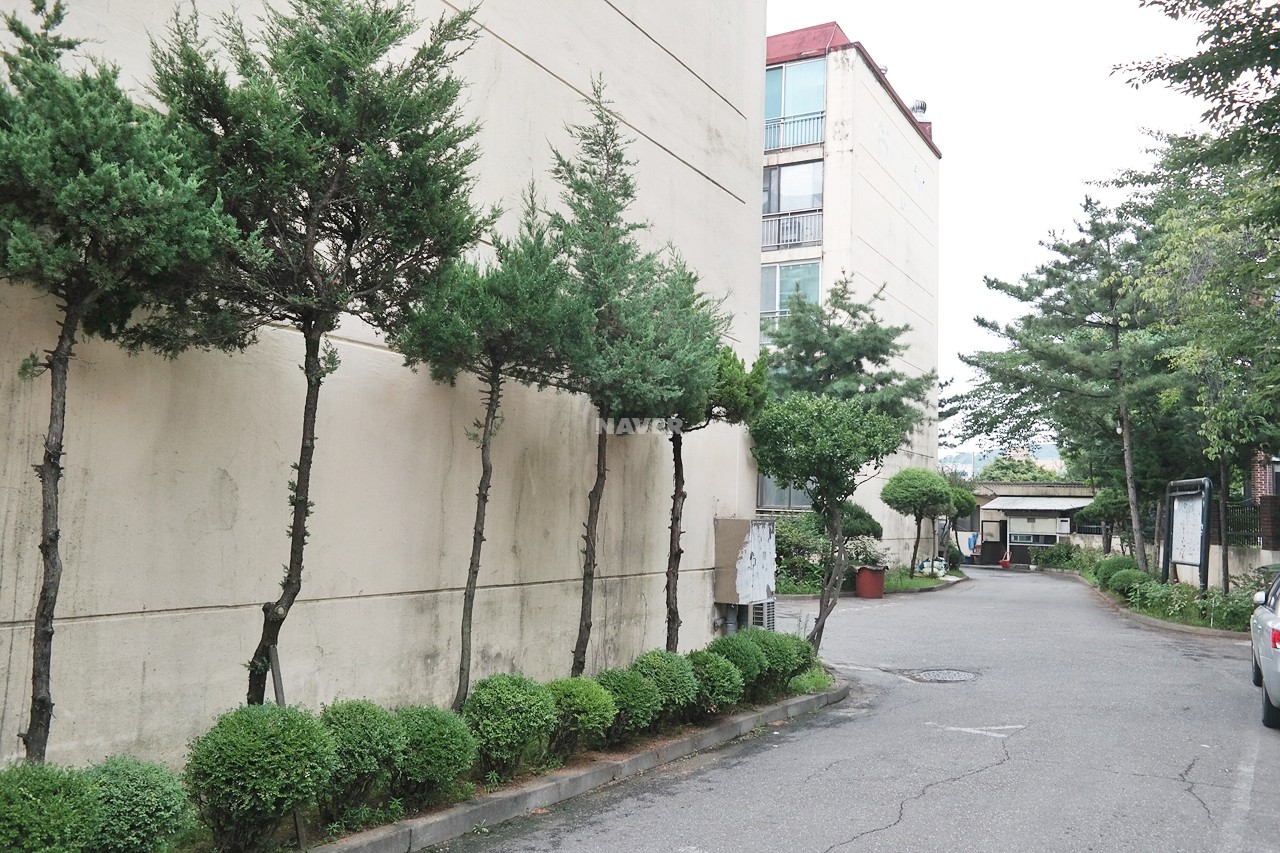 Building entrance with signage